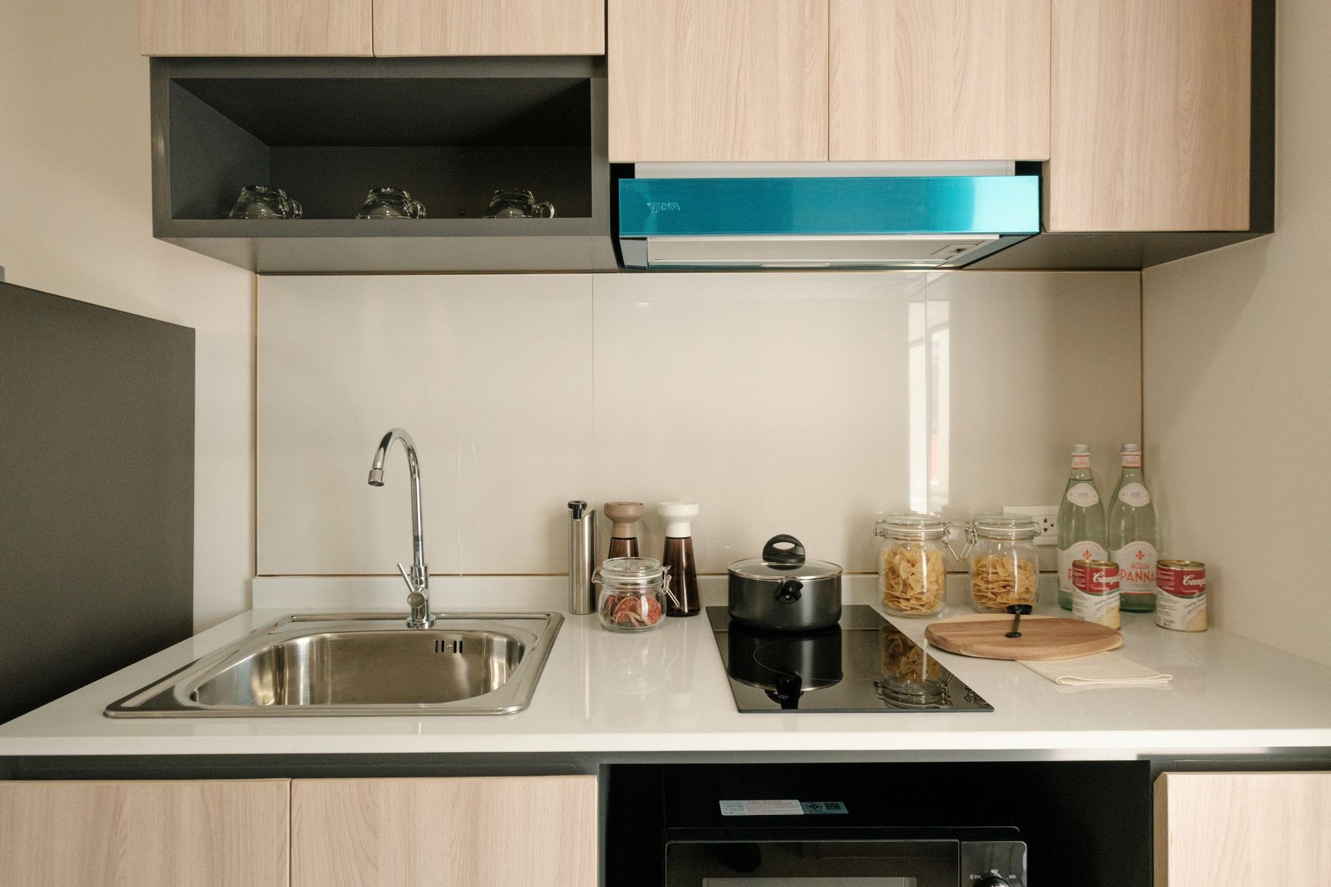 1A1 model unit