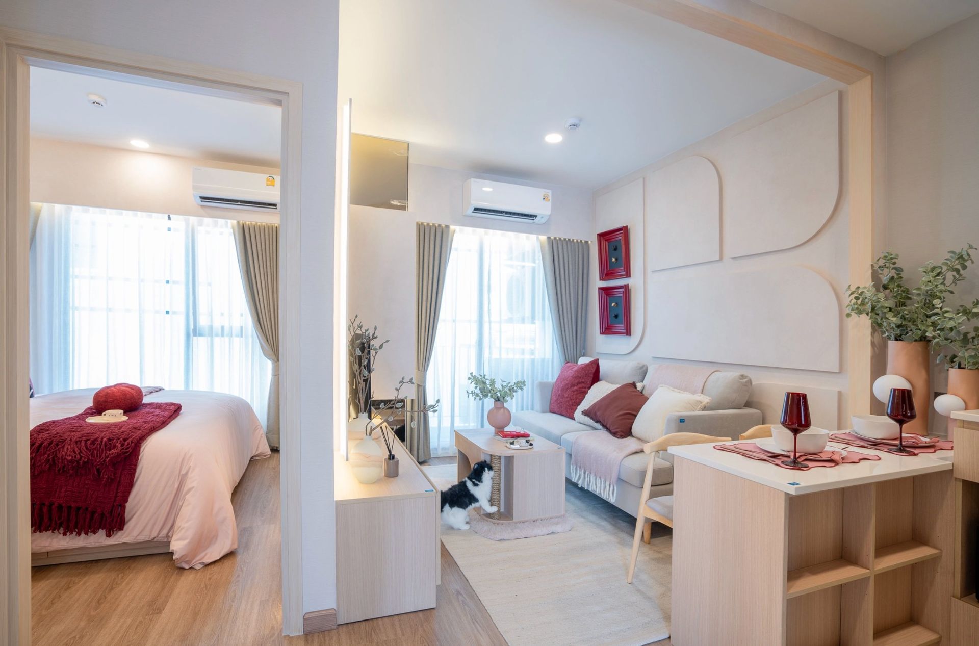 Studio model unit